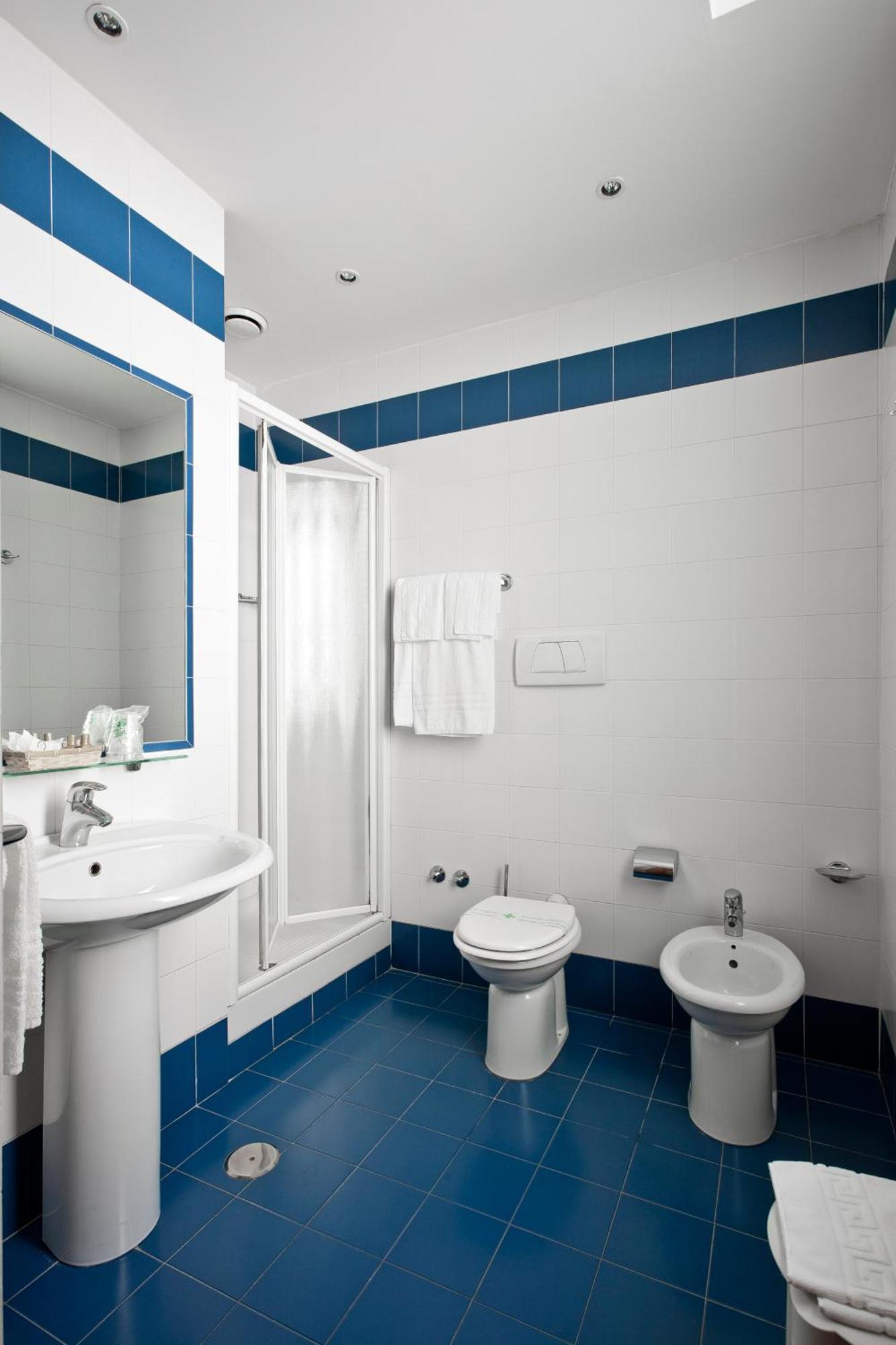 Hotel Fortuna Анкона Екстер'єр фото