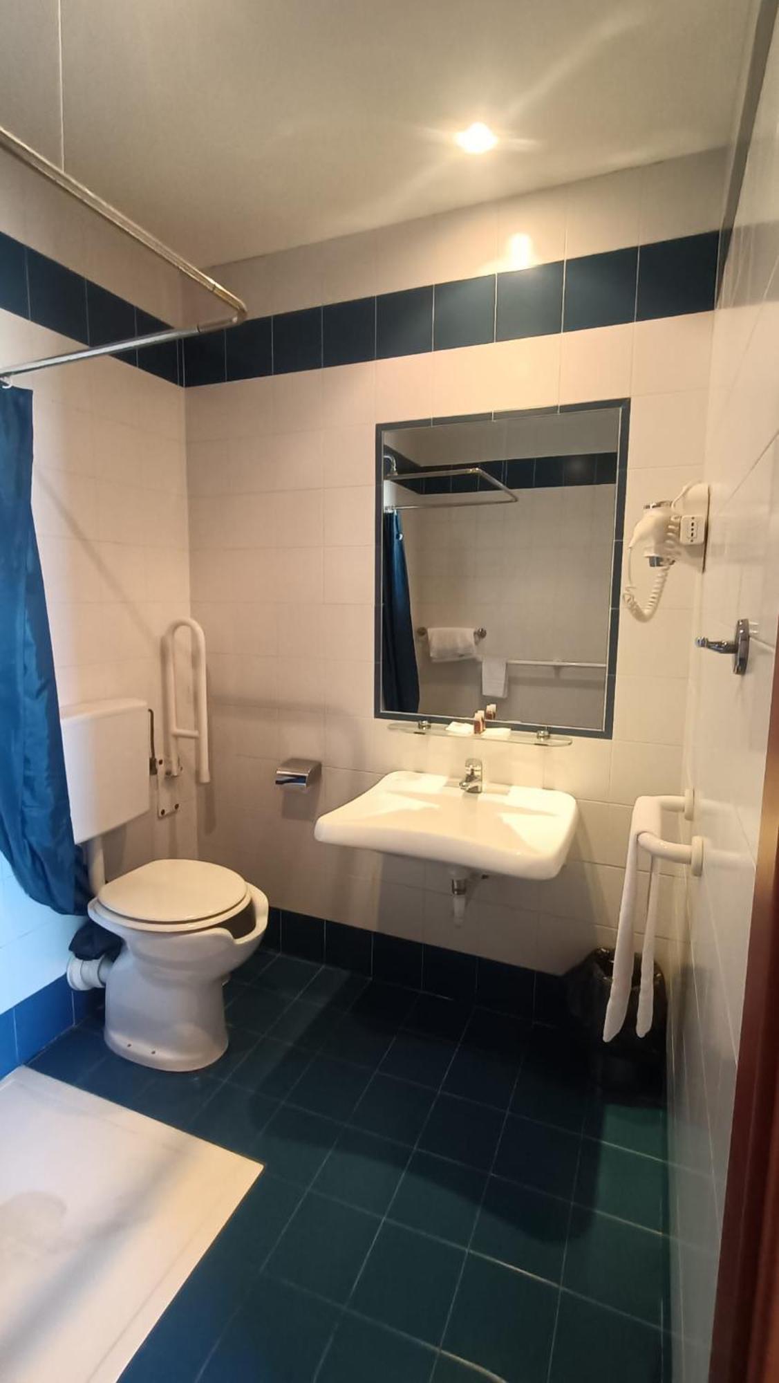 Hotel Fortuna Анкона Екстер'єр фото