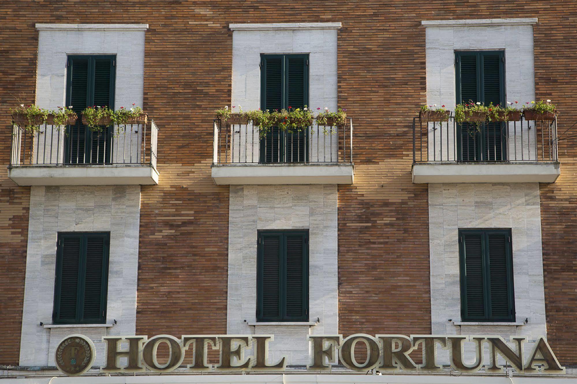 Hotel Fortuna Анкона Екстер'єр фото