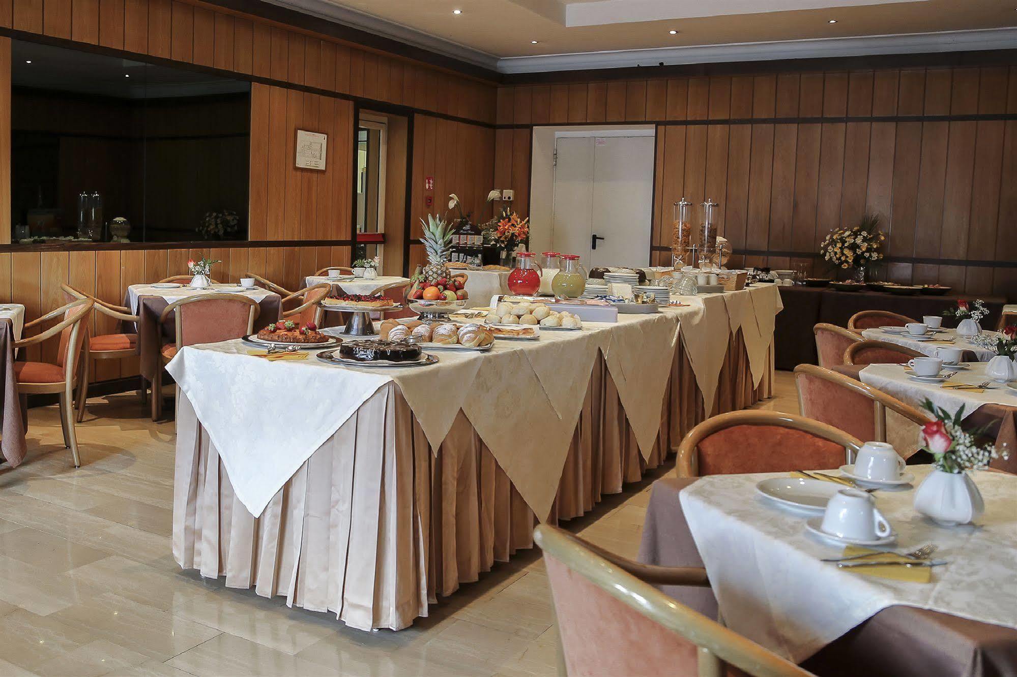 Hotel Fortuna Анкона Екстер'єр фото
