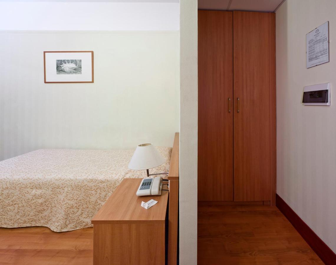 Hotel Fortuna Анкона Екстер'єр фото